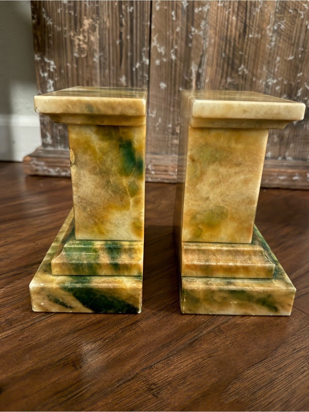 Vintage MCM Italian Alabaster Column Bookends Green Marbled Genuine Label Pair